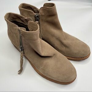 Dolce Vita  Sutton Booties in dark taupe round toe double zipper